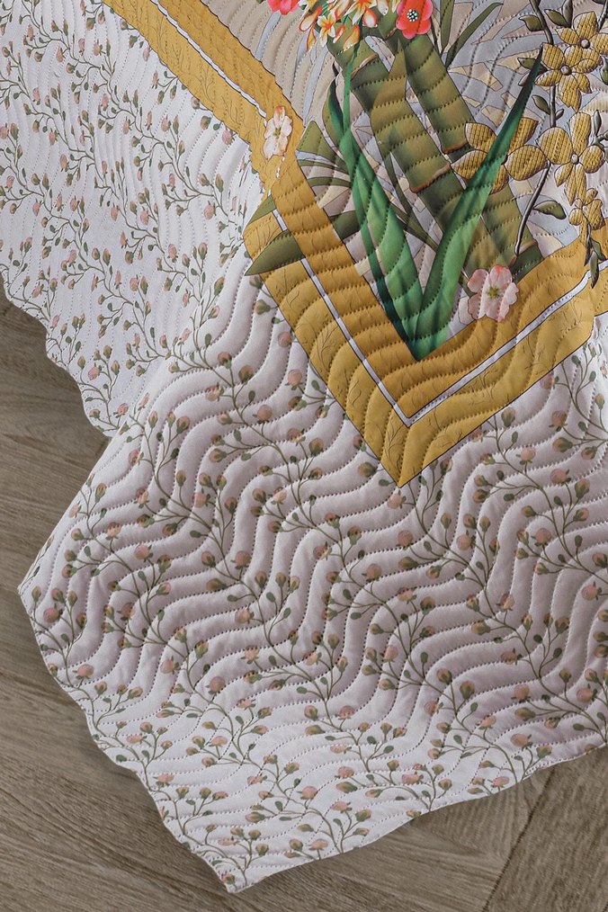 Nakışlı Beyaz Yatak Örtüsü - Görsel 3