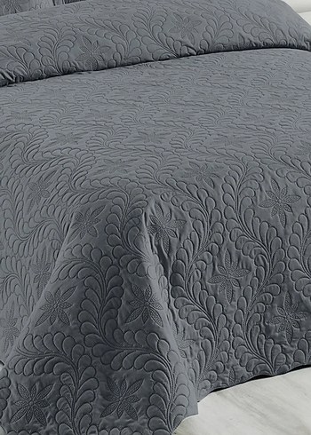 Dokulu kendinden desenli soft kumaş yatak örtüsü - Görsel 3