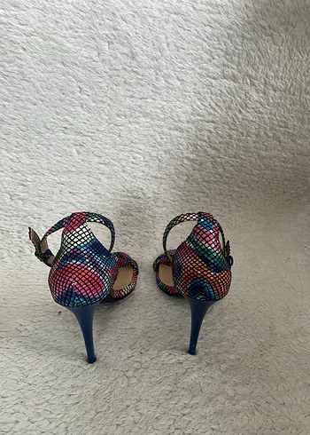Diğer Renkli Yılan Desenli Stiletto Topuklu Kadın Ayakkabı