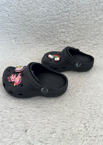 6-7 numara Kız Çocuk Siyah Cırt Cırtlı Kauçuk Terlik - Görsel 3