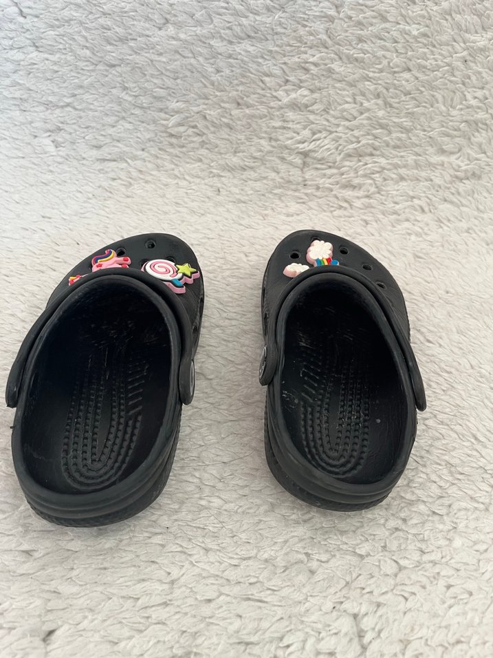 6-7 numara Kız Çocuk Siyah Cırt Cırtlı Kauçuk Terlik - Görsel 4