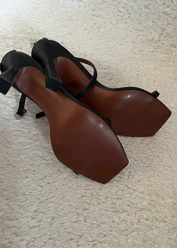 Siyah Minimalist Stiletto Topuklu Kadın Sandalet - Görsel 4