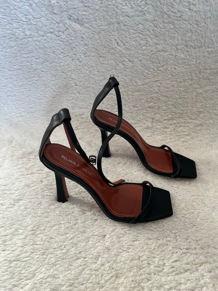 Siyah Minimalist Stiletto Topuklu Kadın Sandalet - Görsel 2