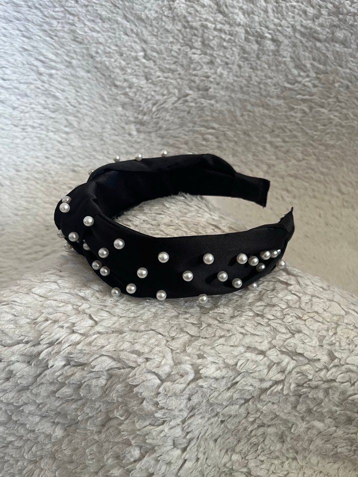 İnci Süslemeli Siyah Gotik Saç Bandı - Görsel 2