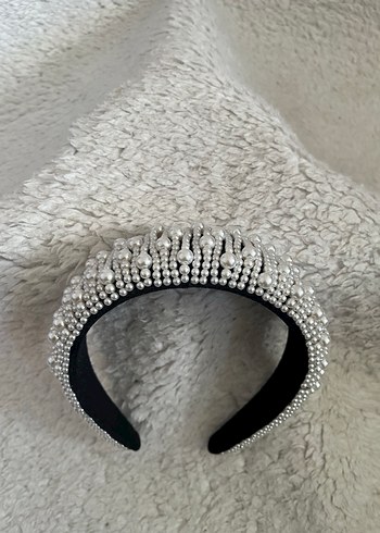 Boncuk İşlemeli Gri Metal Saç Aksesuarı - Görsel 3