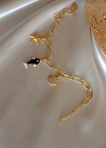 Parlak Altın Zincirli Kadın Bileklik - Görsel 3