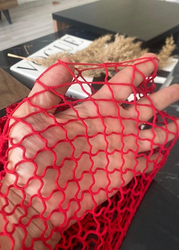 Kırmızı Ekose Desenli File Çorap - Görsel 4