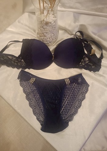 Lacivert Gotik Dantelli Midi Sütyen Takımı - Görsel 4