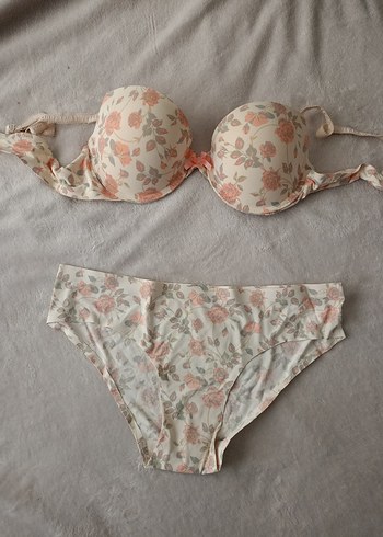 Beyaz Çiçek Desenli Bohem Sütyen ve Külot Takımı dikişsiz - Görsel 5
