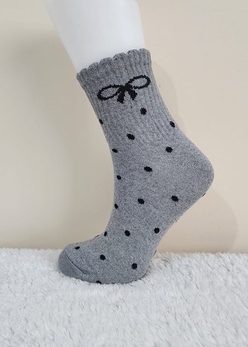 4 lü Kadın Kız Puantiyeli Triko Çorap Seti 36-40 numara - Görsel 2