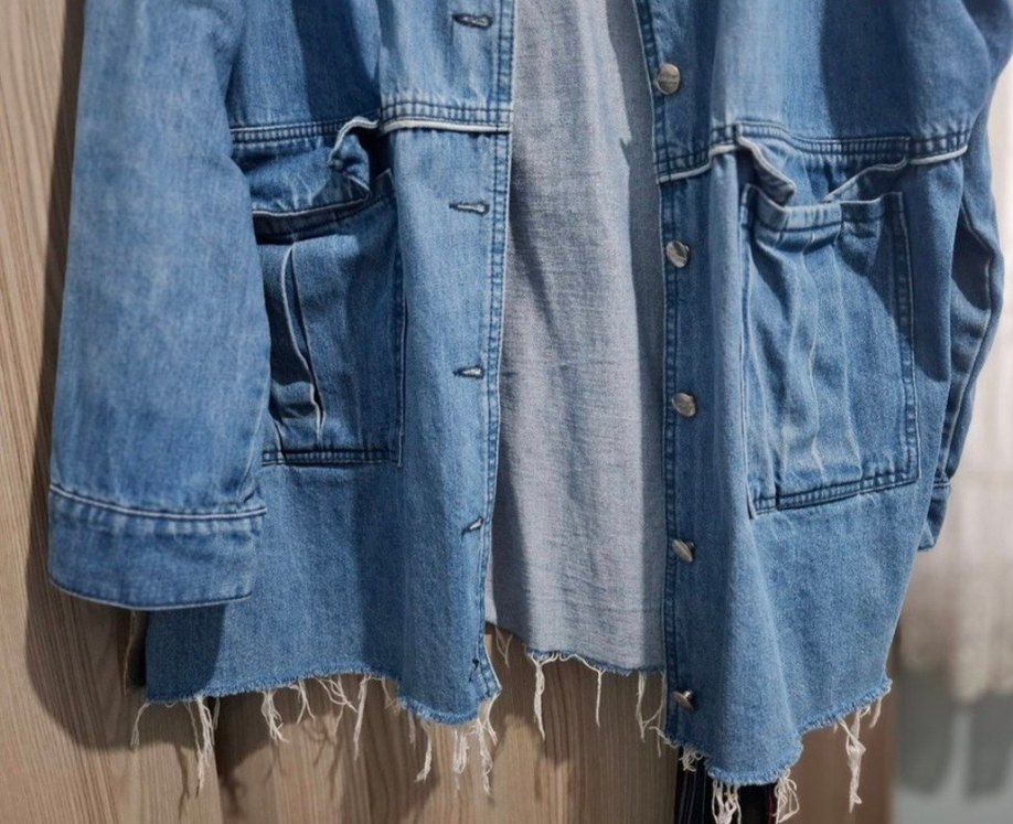 Düğmeli Bol Kesim Mavi Denim Ceket - Görsel 5