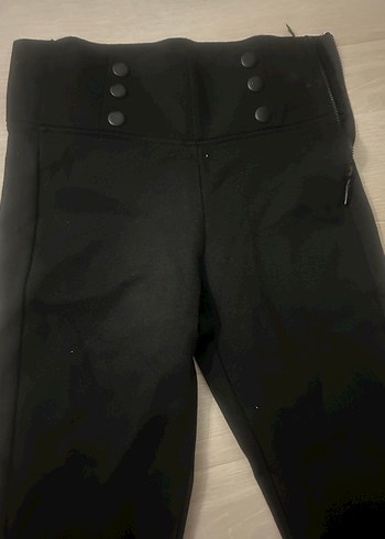 Düğmeli Siyah Kadın Kumaş Pantolon - Görsel 2