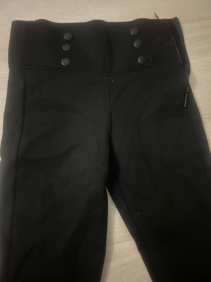 Düğmeli Siyah Kadın Kumaş Pantolon - Görsel 2