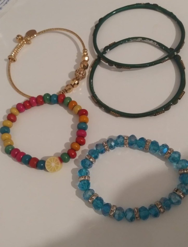 kolyeler,bileklik ve bronş - Görsel 4