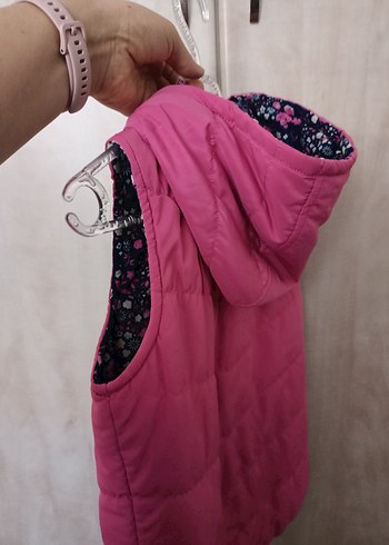 Kız Çocuk Pembe Kapüşonlu Fermuarlı Yelek - Görsel 3