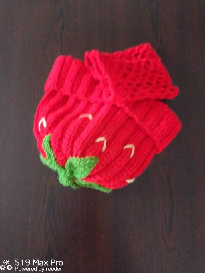 Kırmızı Çilek Örgü Bere ve FileEldiven - Görsel 3