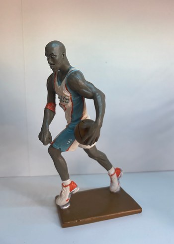  Beden Basketbolcu Stephon Marbury Heykel 17cm