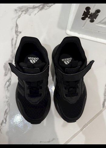 Erkek Çocuk Siyah Adidas Cırtlı Spor Ayakkabı