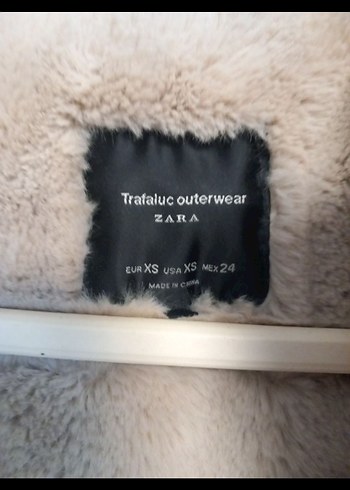 Kürklü Siyah Kadın mont - Görsel 4