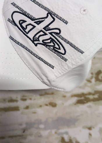 Beyaz Kadın Spor Şapka Velcro Ayarlı - Görsel 4