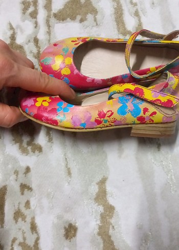 Renkli Bağcıklı Kız Babet Ayakkabı - Görsel 2