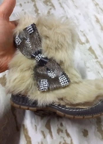 Kız Çocuk Bohem Kürklü Nakışlı Bot - Görsel 4