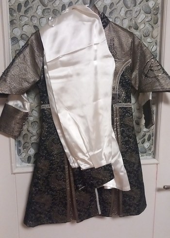 Nakışlı Kemerli Gri Kısa Kollu Çocuk sünet takım - Görsel 4