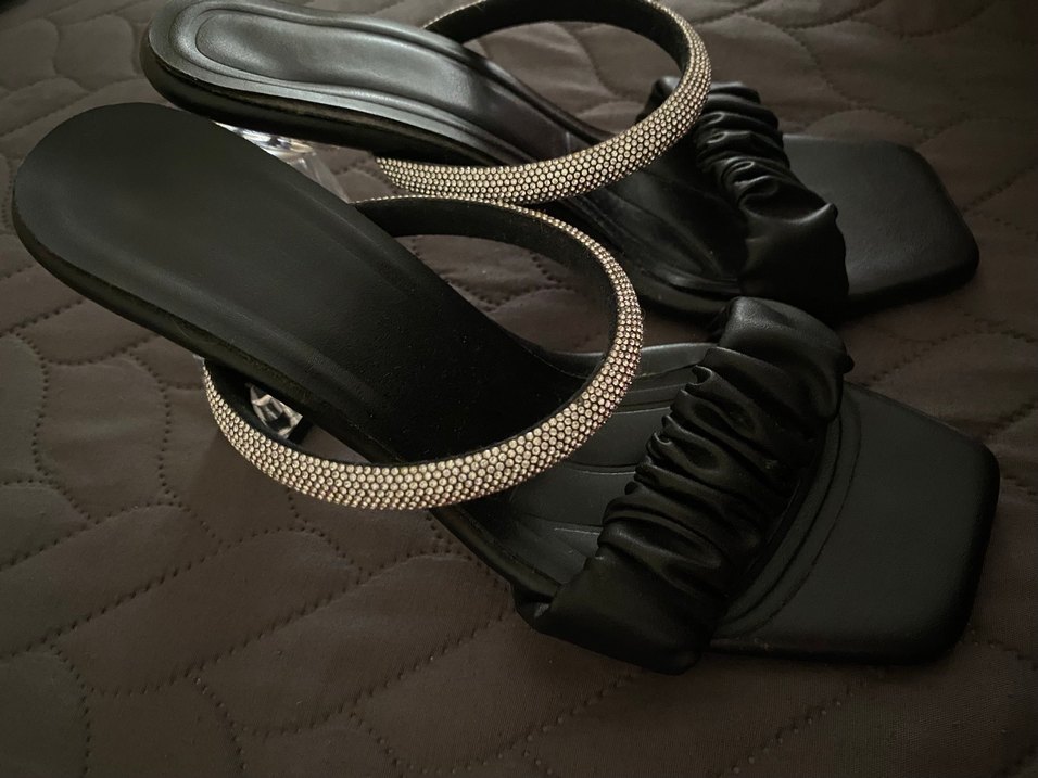 Siyah Topuklu Kadın Ayakkabısı - Görsel 3