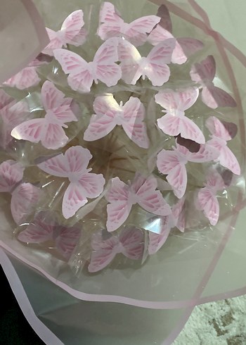 Şeffaf Pembe Kelebek Desenli çiçek buketi - Görsel 3