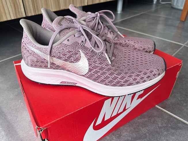 Nike Pegasus 35