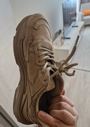 Adidas Kahverengi Yüksek Tabanlı Ayakkabı