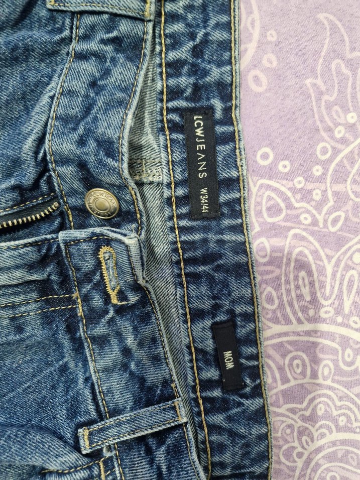 Mom Jean 44 Neden Tam Kalıp - Görsel 2