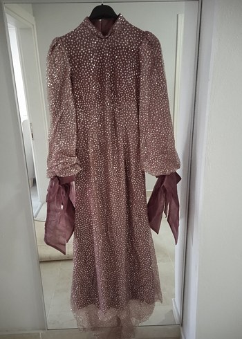 Uzun Kol, Yüksek Yakalı Mor Elbise - Görsel 2