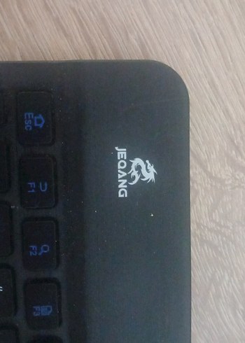 Kompakt Siyah Kablosuz Klavye (Bluetooth) - Görsel 3