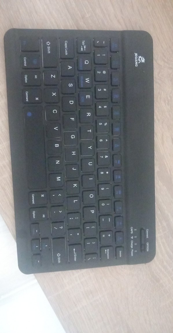 Kompakt Siyah Kablosuz Klavye (Bluetooth) - Görsel 2