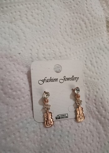 Altın Renk Mini Rock Punk Küpe - Görsel 2