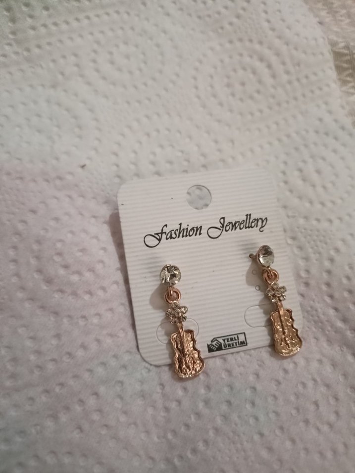 Altın Renk Mini Rock Punk Küpe - Görsel 4