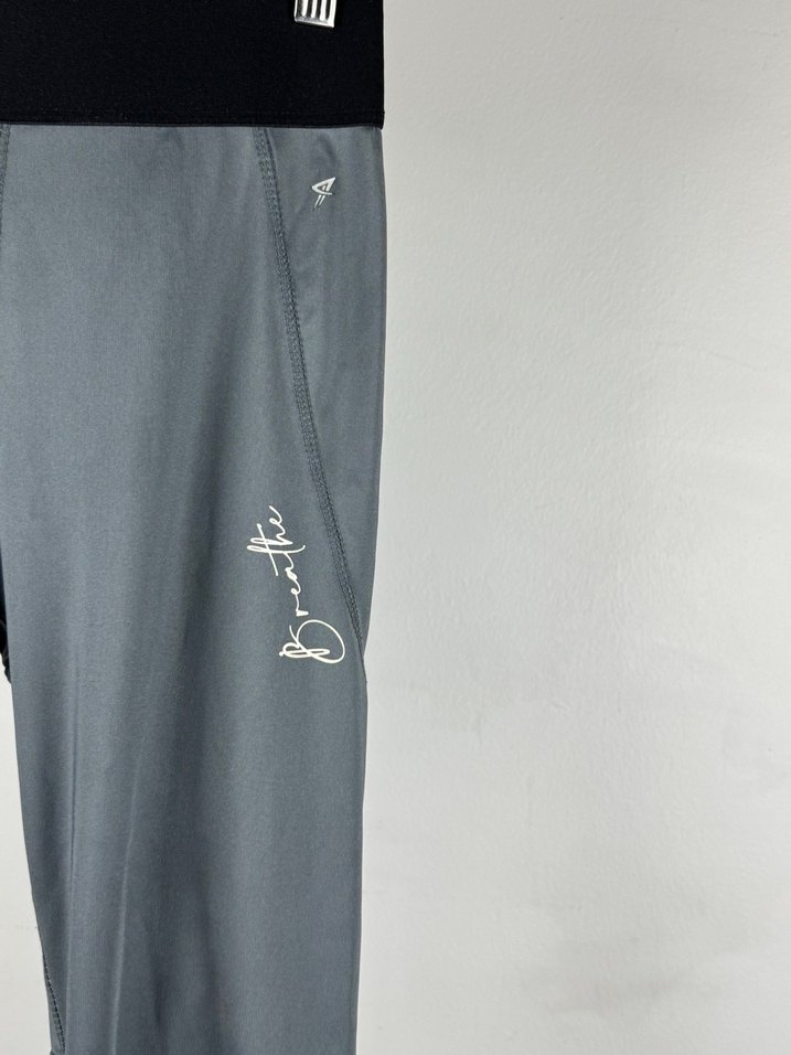 Gri Breathe Yazı detaylı Tayt - Görsel 3