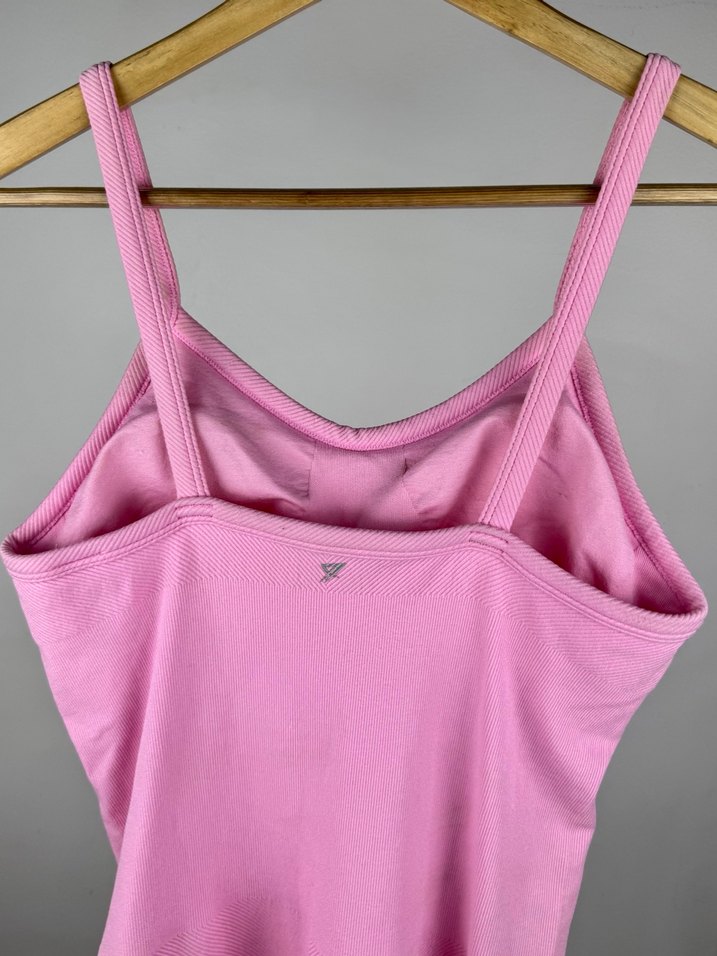 Pembe V Yaka Kadın Atlet - Görsel 4