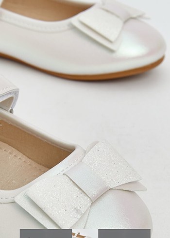 Kız Çocuk Beyaz Fiyonk Detaylı Babet - Görsel 3