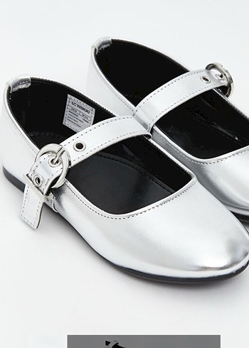 Klasik Tokalı Beyaz Kız Babet Ayakkabı - Görsel 2