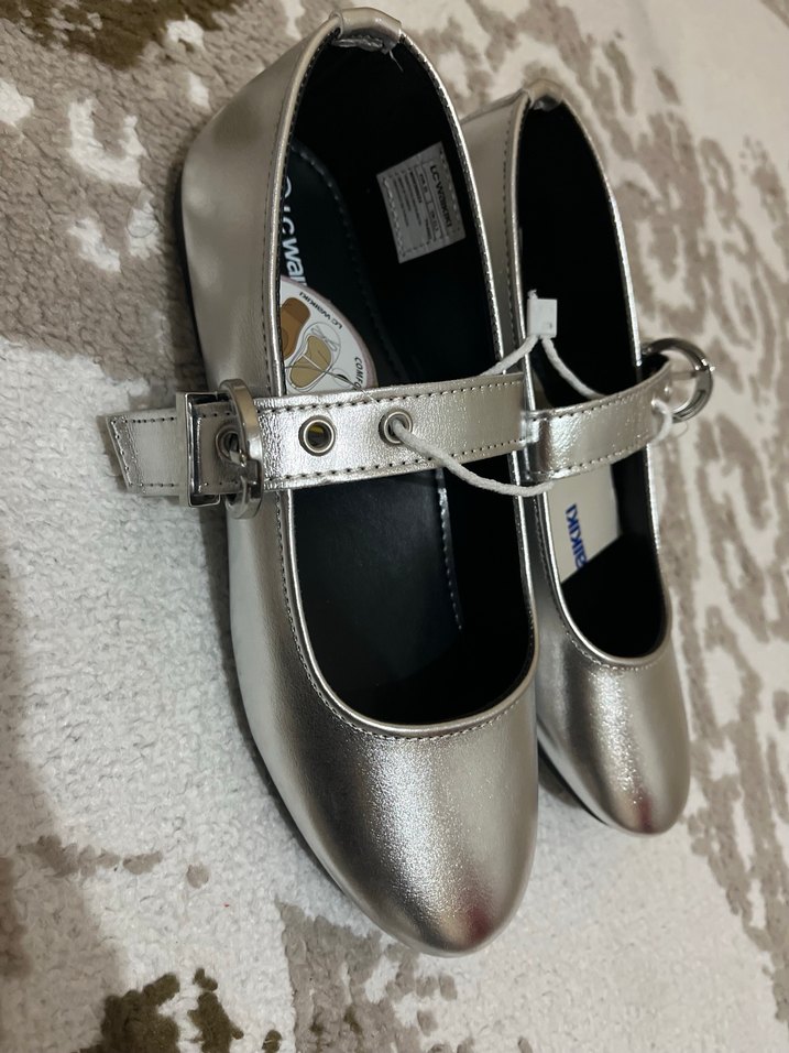 Klasik Tokalı Beyaz Kız Babet Ayakkabı - Görsel 4