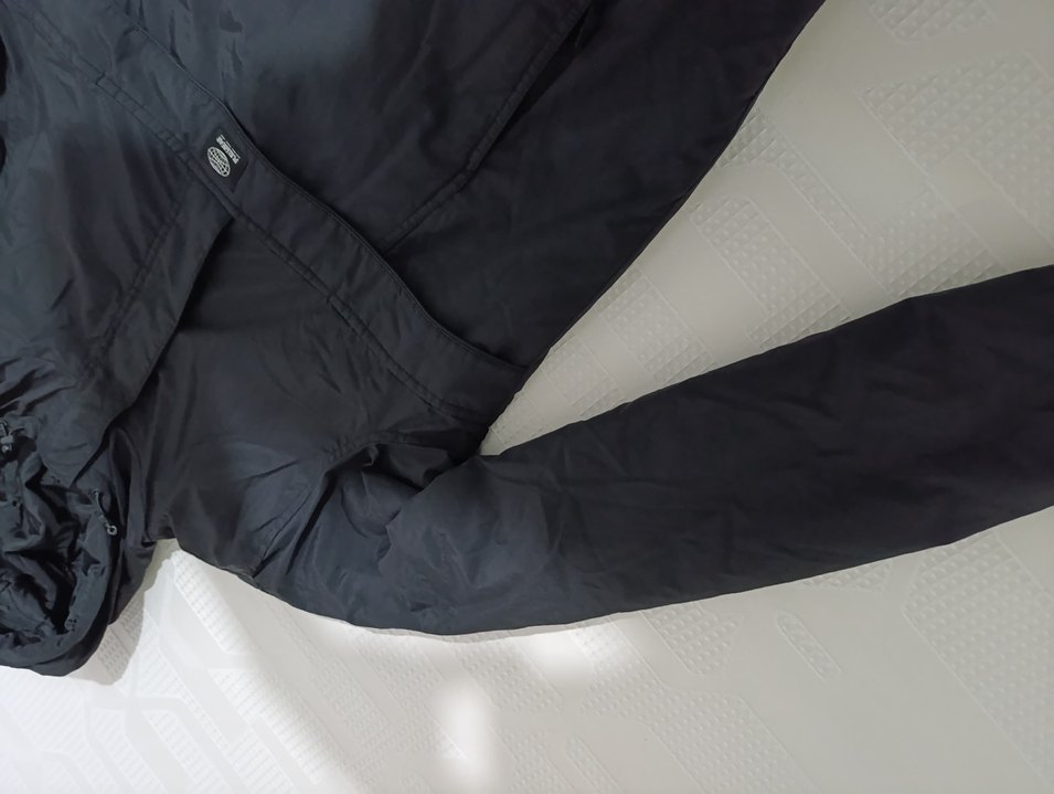 Siyah Fermuarlı Kapüşonlu Erkek Mont - Görsel 5