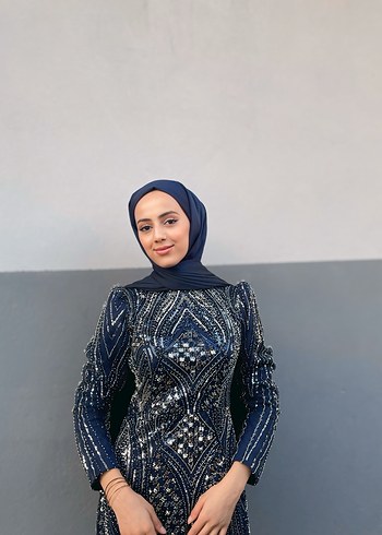 Abiye Lacivert tesettüre uygun elbise