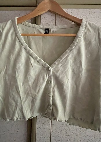 Düğmeli V Yakalı yeşil Crop
