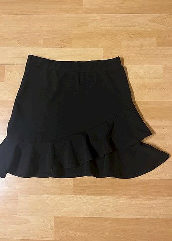 Kadın Siyah Fırfırlı Mini Etek Koton S beden