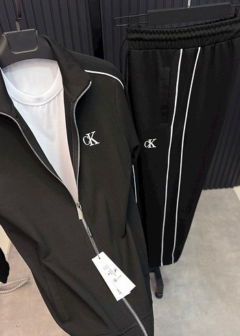 Calvin Klein Siyah Fermuarlı Kadın Eşofman Takımı - Görsel 3