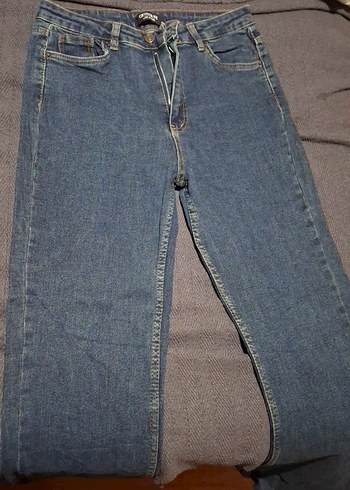 Kadın Mavi Normal Paça Dar Kesim Denim Pantolon