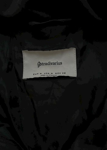 Stradivarius stradivarius siyah şişme mont