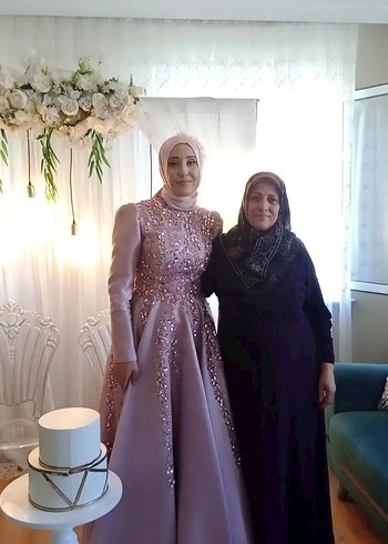 Pudra Renkli Etnik Desenli Uzun Abiye Elbise